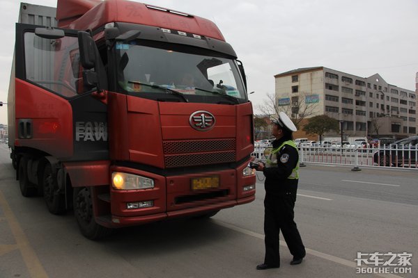 24小时禁行货车 这样交通安全真会好吗