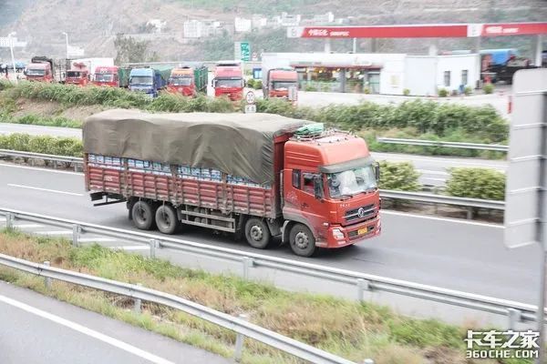 当了这么多年卡车司机,你想过转行吗?