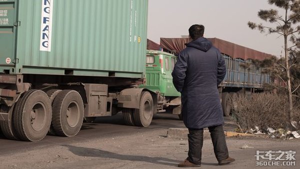 年轻人不开卡车 货车司机出现职业断层