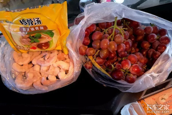 大哥都像你这么弄&nbsp;服务区会不会倒闭啊