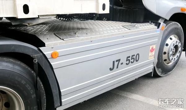 牵引车：一说费油就怪我！你去问问挂车