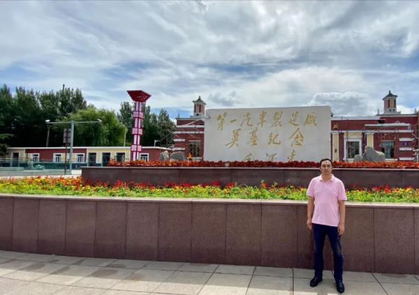 从卡车司机到驾训师&nbsp;'五哥'的多彩人生